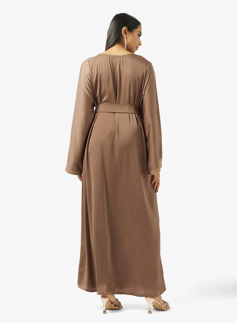 hayas closet Floral Embroidery Work At Front Section And Belt Jalabiya